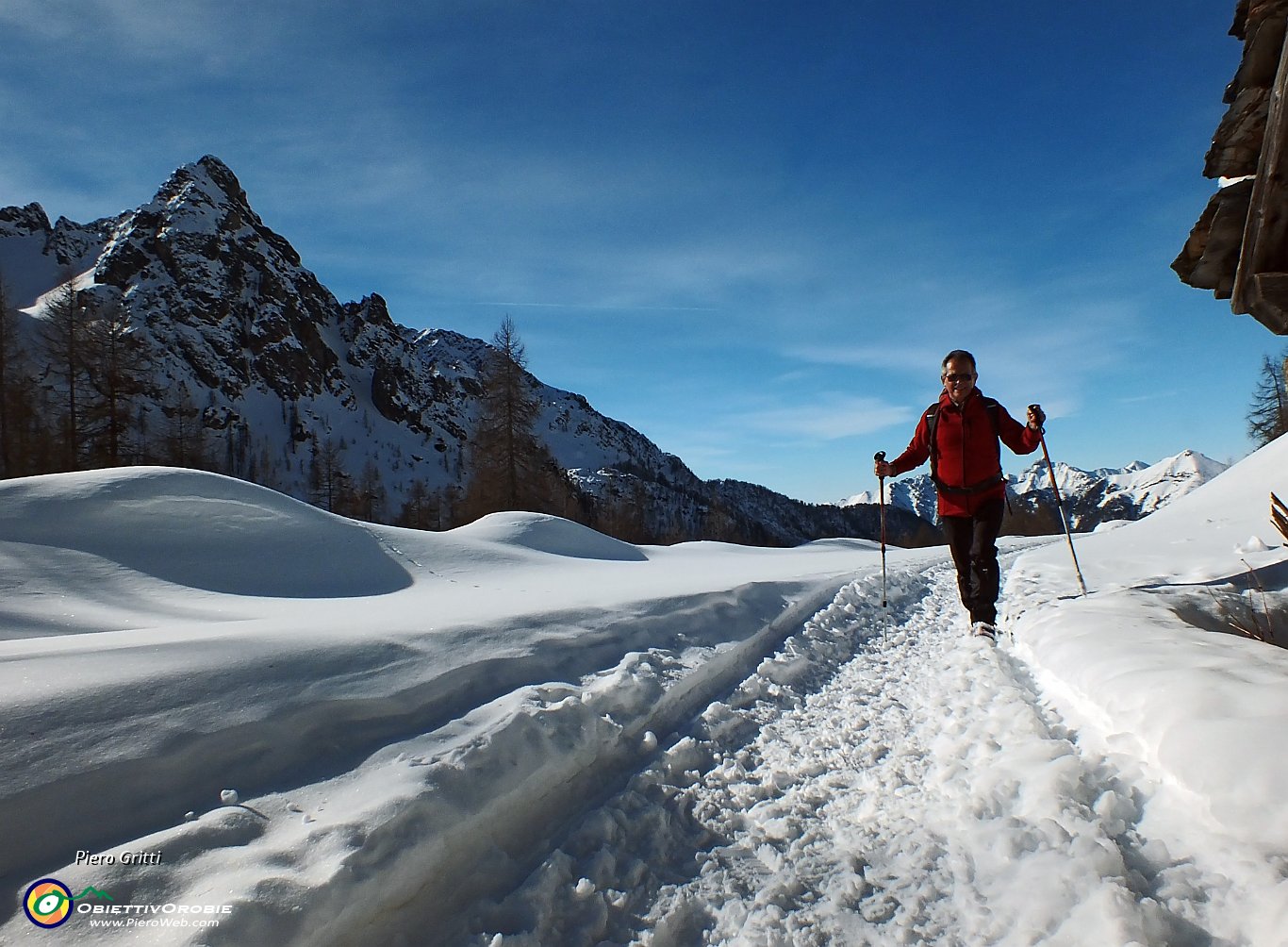 29 più si sale più si affonda un pochino nella neve....JPG
